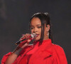 Gravidez foi confirmada pelos representantes de Rihanna
