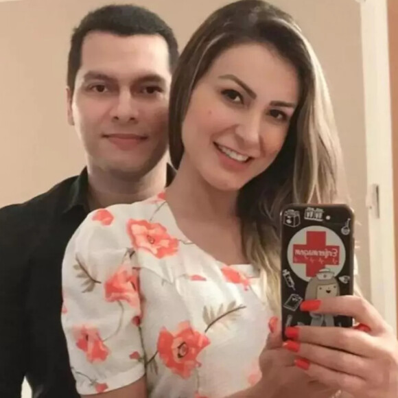 Andressa Urach disse que ex-marido conseguiu a guarda do filho