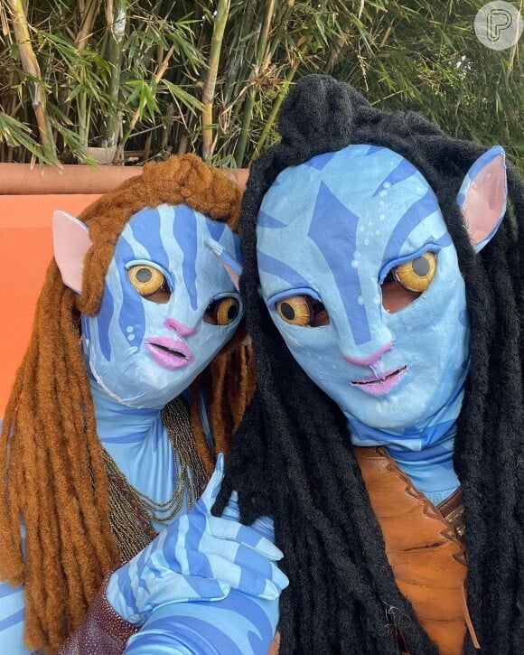 Máscarada, Fátima Bernardes aproveitou o Carnaval nas ruas de Olinda, em Pernambuco, no 'anonimato'