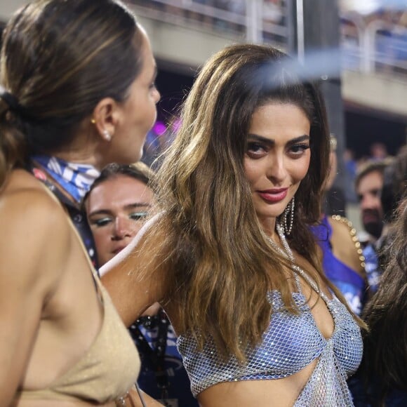 Carnaval 2023: Juliana Paes fez caras e bocas para as câmeras