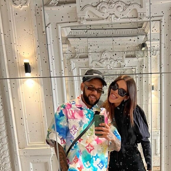 Daniel Alves é casado com Joana Sanz desde 2017