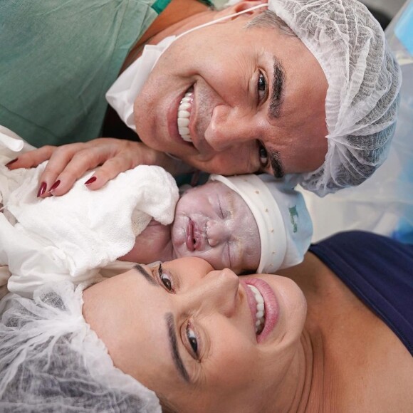 Internautas apontaram semelhanças entre Luca e Jarbas Homem de Mello desde o nascimento do bebê