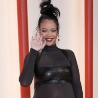 Rihanna no Oscar 2023: Cantora destaca barriguinha de grávida e arrasa em look transparente. Fotos!