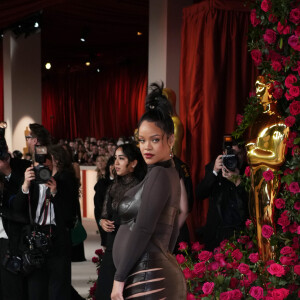 Essa é a primeira indicação de Rihanna ao Oscar, e também sua primeira aparição na premiação