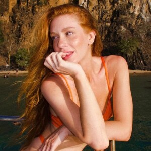 Marina Ruy Barbosa estaria evitando um romance com Enzo Celulari para não perder a amizade