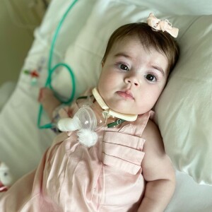 Filha de Juliano Cazarré e Letícia teve uma parada cardíaca com 40 dias de vida