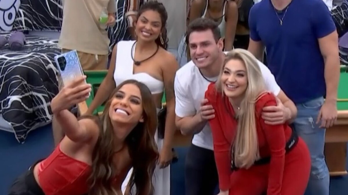 Foto Repescagem Bbb Enquete Aponta Participante Pol Mica Como Mais Votada Para Retornar