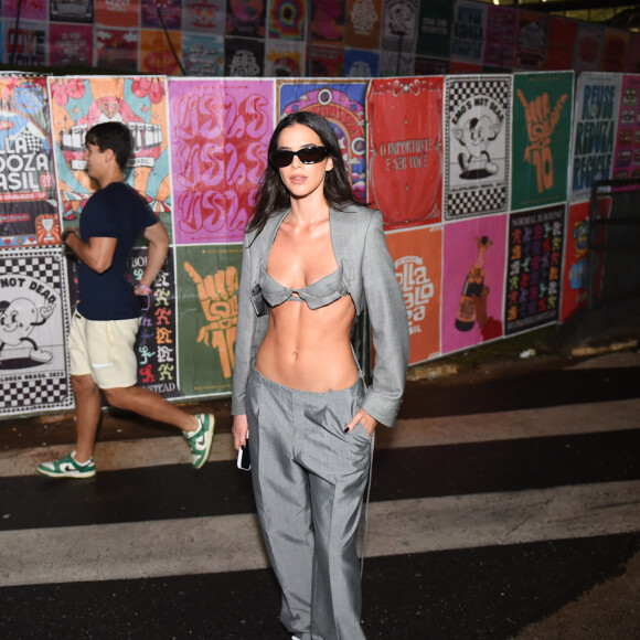 Bruna Marquezine prestigiou o Lollapalooza 2023