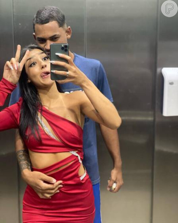 Bia Miranda disse que foi roubada pelo ex-noivo, Gabriel Roza