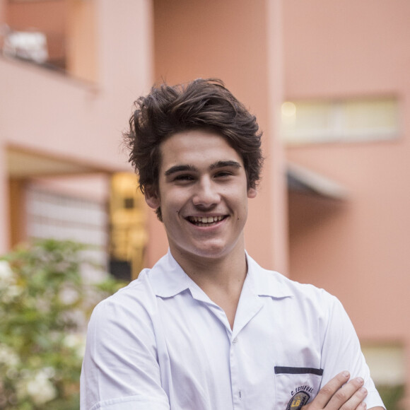 Nicolas Prattes empilha novelas desde 2015 quando esteve em 'Malhação'