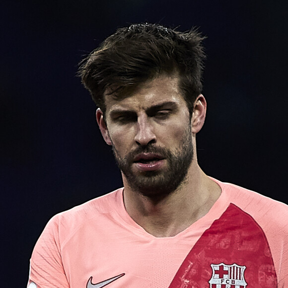 Gerard Piqué estava ciumento e inseguro por conta do Maluma 