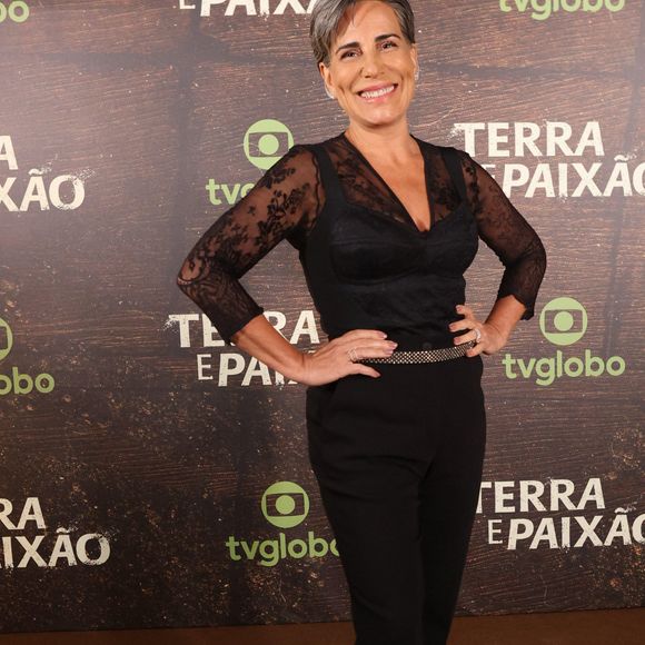 Gloria Pires defendeu trecho da lei, que cita garantia dos artistas receberem remuneração por direitos autorais