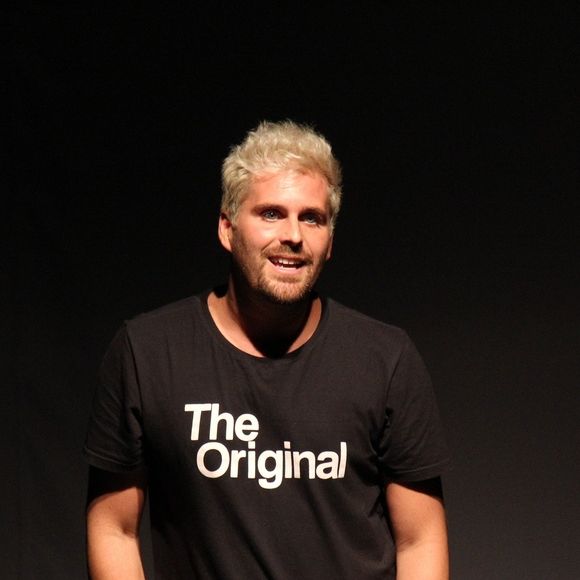 Thiago Gagliasso já se envolveu em polêmicas com o irmão, Bruno Gagliasso, por questões políticas