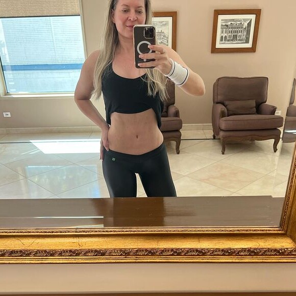 Joice Hasselmann garantiu que mudou o corpo apenas com alimentação