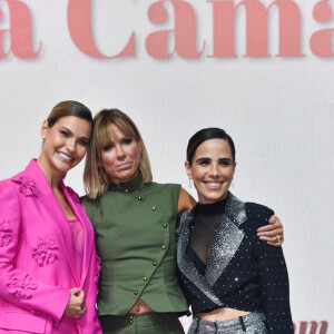 Andressa Suita ao lado de Mônica Salgado e Wanessa Camargo durante evento em SP