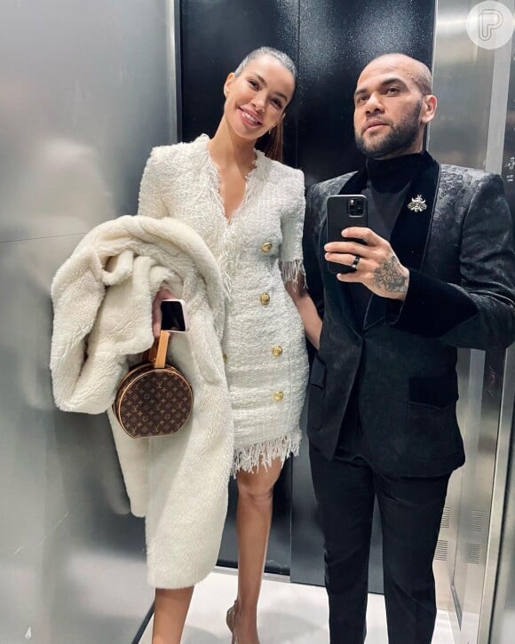 Joana Sanz se declarou ao ex-marido Daniel Alves no dia em que ele completa 40 anos de idade