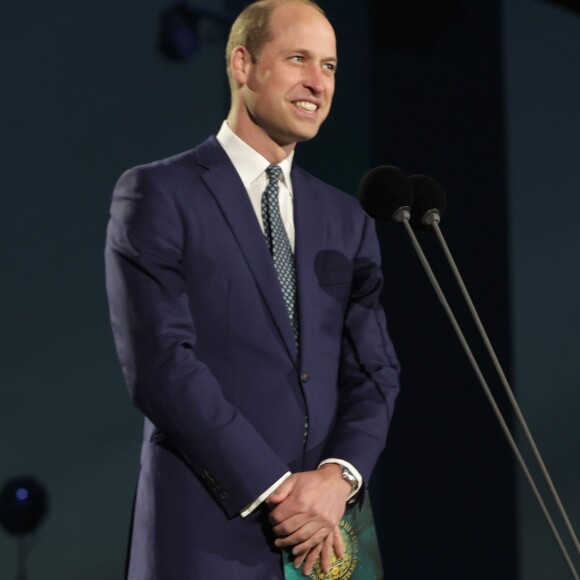 Príncipe William separou um segundinho de seu importante discurso durante o show da coroação para disparar uma alfinetada básica no irmão e na cunhada