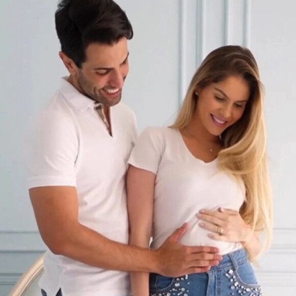 Bárbara Evans anunciou a novidade através do Instagram
