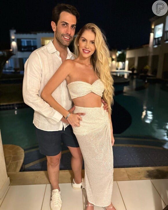 Bárbara Evans e Gustavo Theodoro serão pais de dois meninos