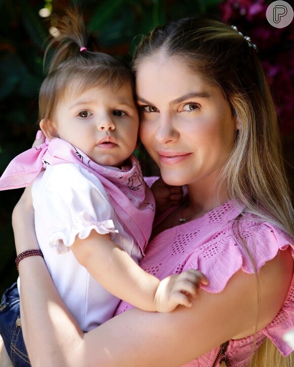 Bárbara Evans já é mãe de Ayla, de 1 ano