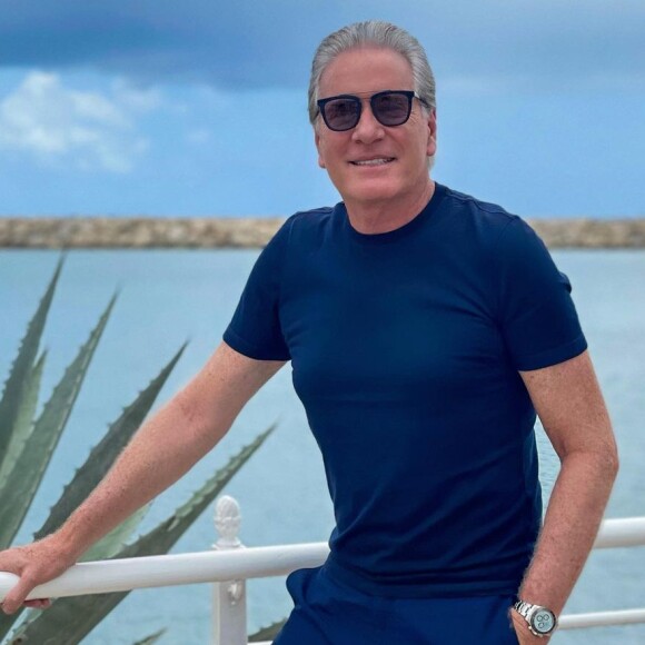 Roberto Justus afirmou que relação com Adriane Galisteu não deu certo por causa das diferenças entre os dois 