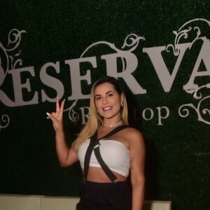 Deolane Bezerra teve a liminar negada pelo juiz Bruno Paes Straforini