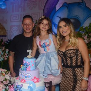 Filha de Deolane Bezerra completou 7 anos e ganhou um festão temático em São Paulo