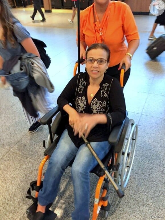 Claudia Rodrigues tem altos e baixos causados pela esclerose múltipla.
