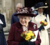 Rainha Elizabeth II: a fragrância favorita da monarca era a White Rose