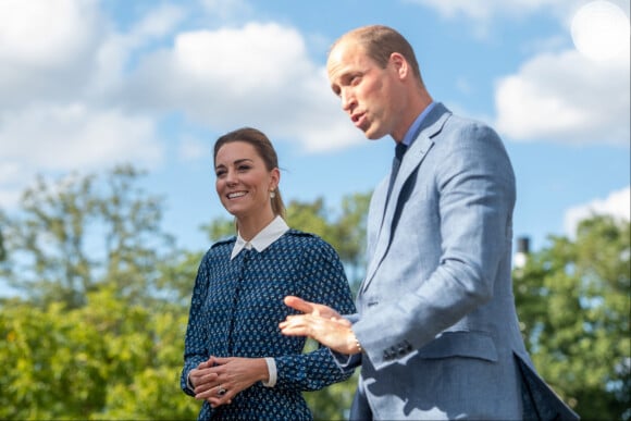 O casamento de Príncipe William e Kate Middleton tem sido alvo de rumores polêmicos recentemente, mas, sem dúvida, o mais falado é o suposto caso do Príncipe de Gales