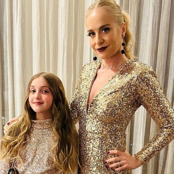 Angélica e Eva curtiram uma noite 'só de meninas'