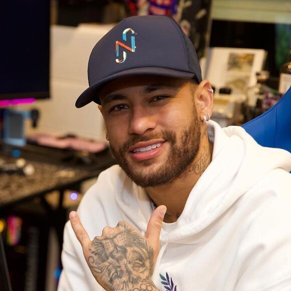 Neymar teria ficado incomodado com a exposição de sua 'traição'.