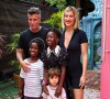 Bruno Gagliasso e Giovanna Ewbank comemoraram os 10 anos da filha, Títi, irmã de Bless e Zyan