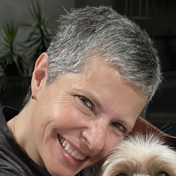 Rose Miriam ainda teria dito, de acordo com a Veja, que doou a mansão deixada pelo apresentador para os filhos