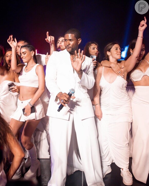 Usher se apresenta em festa de bilionário no feriado de 4 de julho dos Estados Unidos