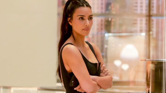 Kim Kardashian assusta internautas ao revelar espírito na sua janela
