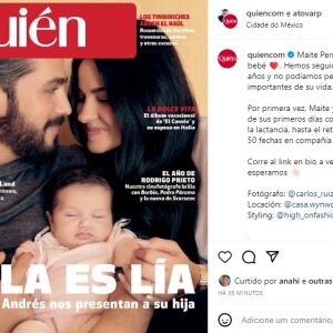 Maite Perroni e Andrés Tovar estamparam a capa da revista mexicana Quién revelando o rostinho de Lía, filha do casal.