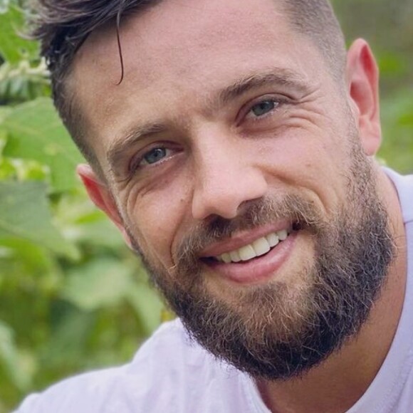 Rafael Cardoso teria investido em jovem com quem trabalhou em 'A Vida da Gente'.