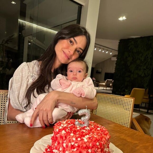 A filha mais nova de Thaila Ayala está com 3 meses de vida