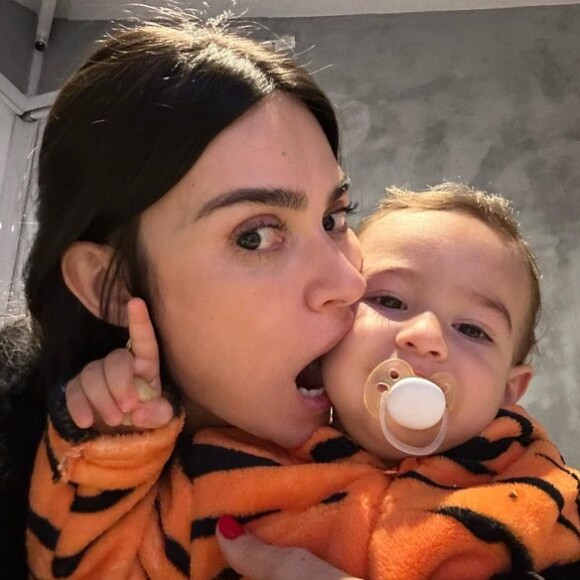 Thaila Ayala também é mãe de Francisco, de 1 ano