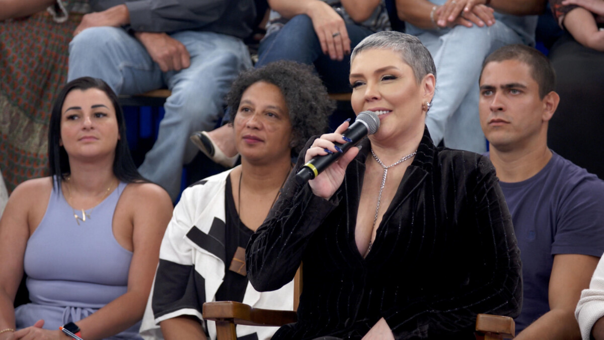 Foto Simony se referiu a Ticiane Pinheiro como 'outra menina lá' em documentário sobre o Balão Foto Simony se referiu a Ticiane Pinheiro como 'outra menina lá' em documentário sobre o Balão