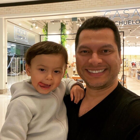 Leon é filho de Andressa Urach com Thiago Lopes