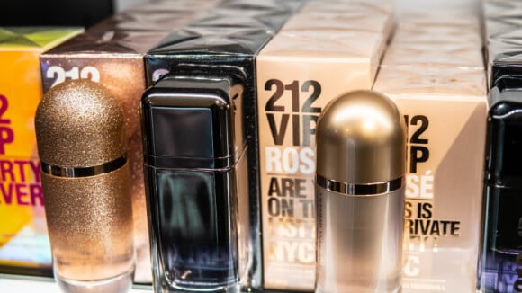 Como saber se um perfume da Carolina Herrera é original? Veja dicas para não cair em golpes!