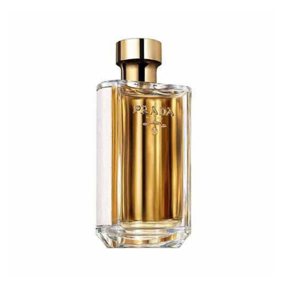 Perfume La Femme Prada é formado por buquê branco com baunilha e favo de mel, resultando em uma fragrância bem delicada, elegante e irresistível