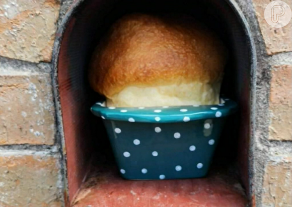 Vovó dos EUA que mostrou pão assado em caixa de correio recebeu equipe de reportagem em sua casa