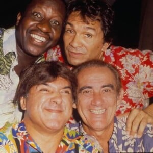Dedé Santana, Renato Aragão, Antônio Carlos (Mussum) e Mauro Gonçalves (Zacarias) eram 'Os Trapalhões' que vieram com tudo na Globo.