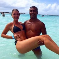 Romário e a namorada, a cantora Dixie Pratt, de 19 anos, curtem férias em Aruba