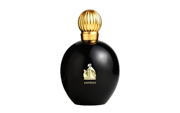 Perfume Arpege, do Lanvin, lembra bastante o Chanel Nº5, por compartilhar muitas notas em comum