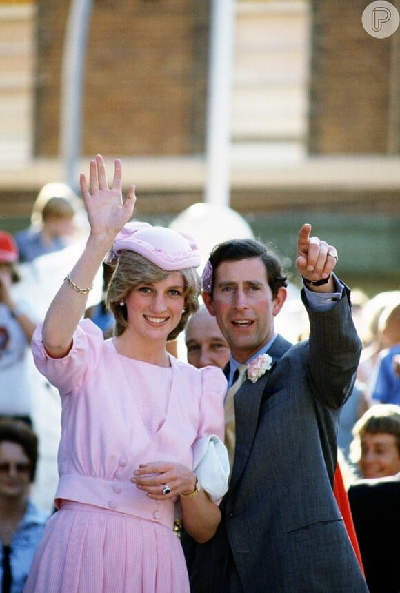 Princesa Diana foi um verdadeiro ícone fashion entre as décadas de 1980 e 1990