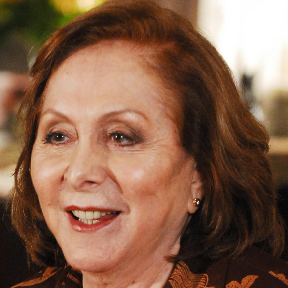 Aracy Balabanian: abandono e violência levaram atriz a realizar dois abortos